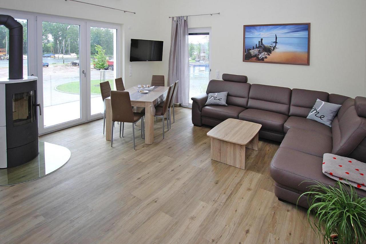 Apartment Hafenflair Am Plauer See, 普劳西 外观 照片